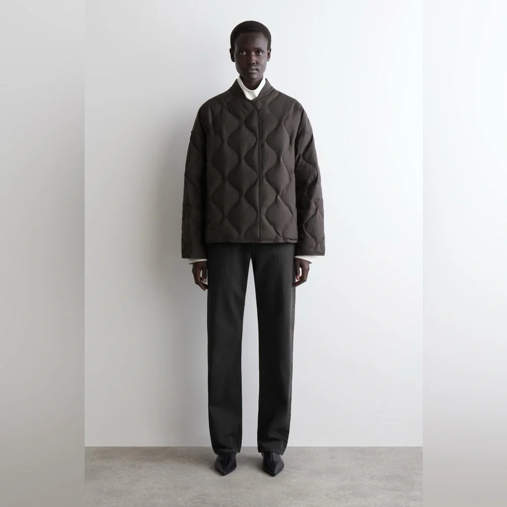 LIKE NEW COS Oversized Quilted Jacket Size M in Dark Brown - Picture 3 of 13